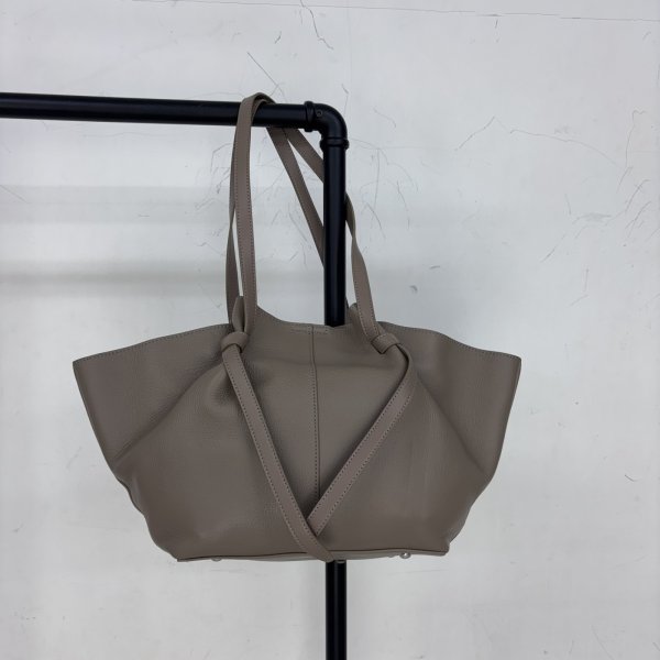 画像3: バッグ ソフトレザーのポーチ付きトート/3月上旬配送 (3)