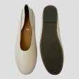 画像4: Ultra-Soft Leather Flat Pumps (4)