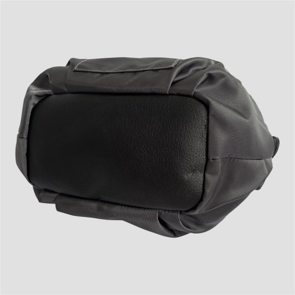 画像3: Drape Form Shoulder Bag (3)